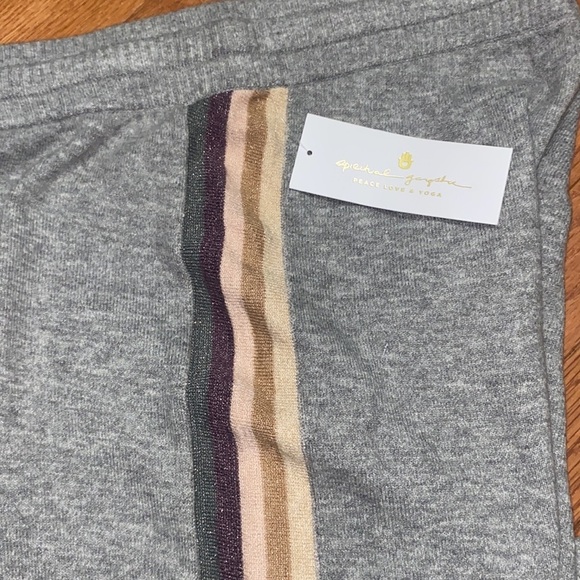 Spiritual Gangster Joggers - Picture 9 of 12